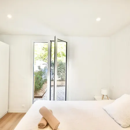 T2 Contemporain Avec Terrasse A Apartment Guéthary