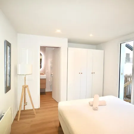 T2 Contemporain Avec Terrasse A Apartment Guéthary